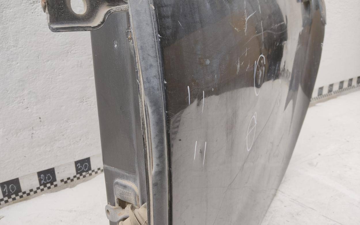 Дверь задняя левая