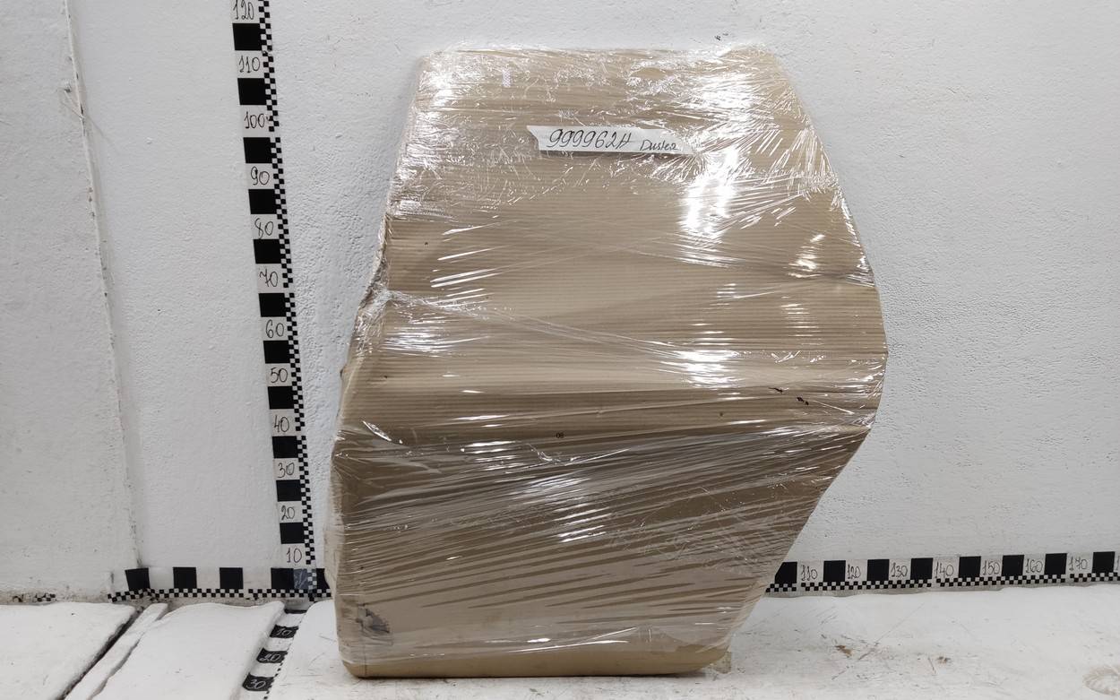 Дверь задняя левая