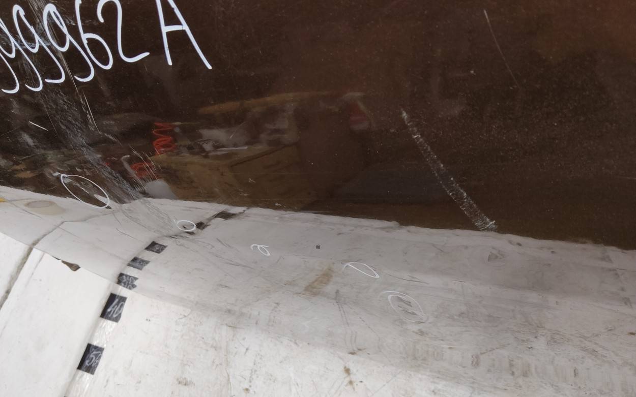 Дверь задняя левая