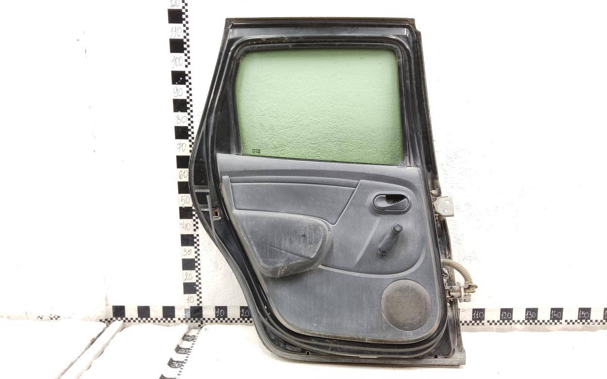 Дверь задняя левая