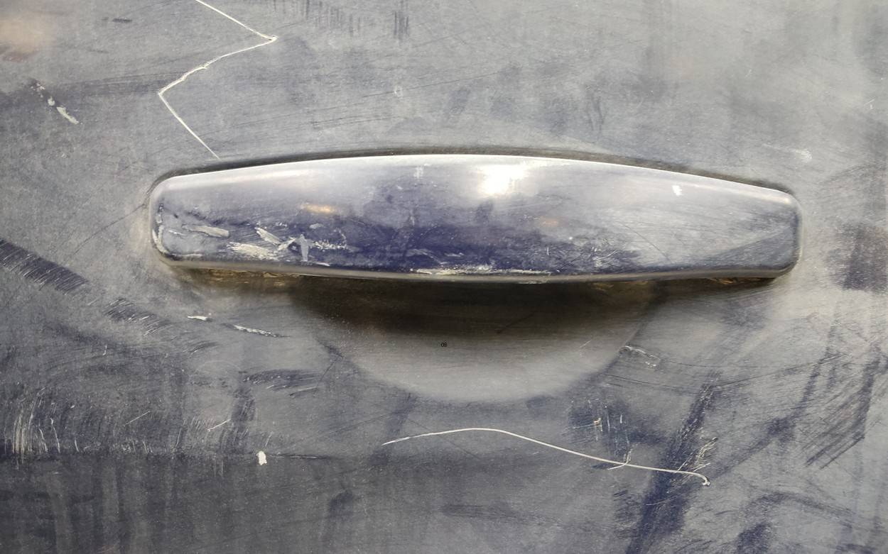 Дверь задняя левая