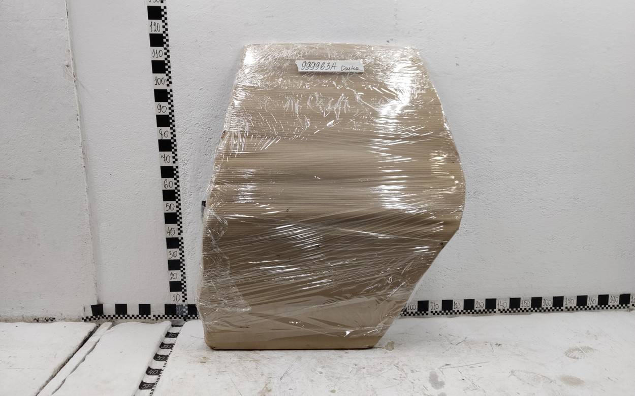 Дверь задняя левая