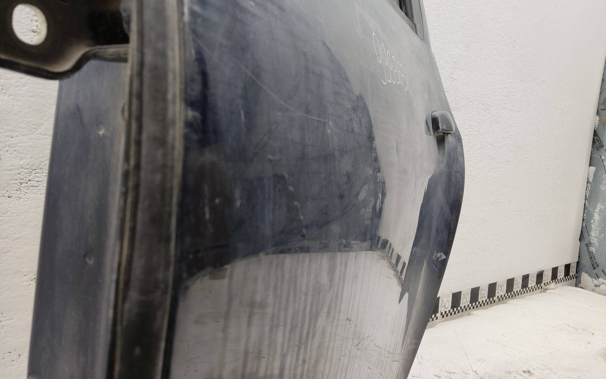 Дверь задняя левая