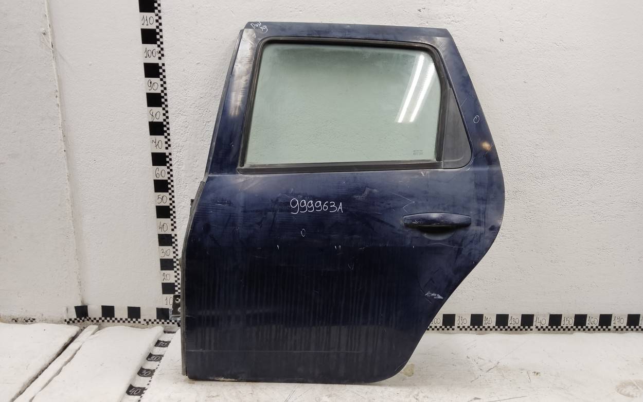 Дверь задняя левая