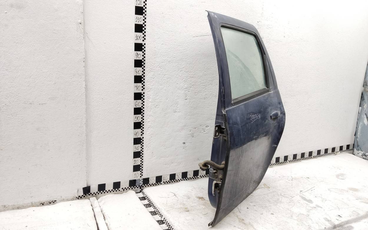 Дверь задняя левая