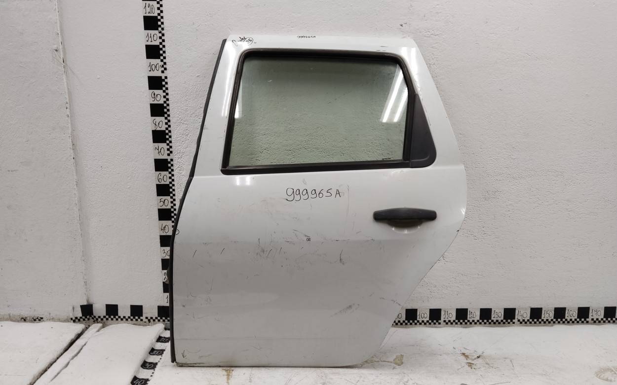 Дверь задняя левая