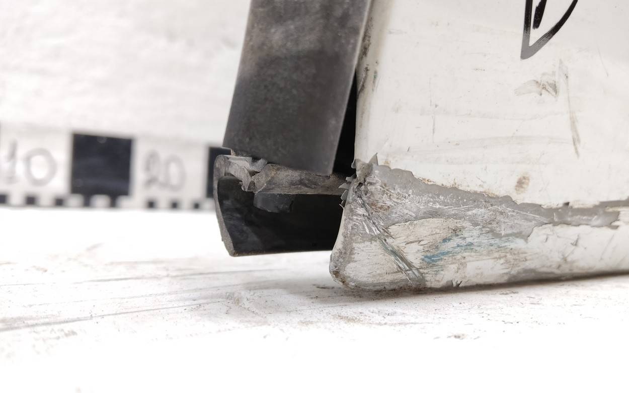 Дверь задняя левая