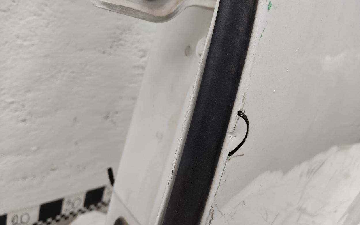 Дверь задняя левая