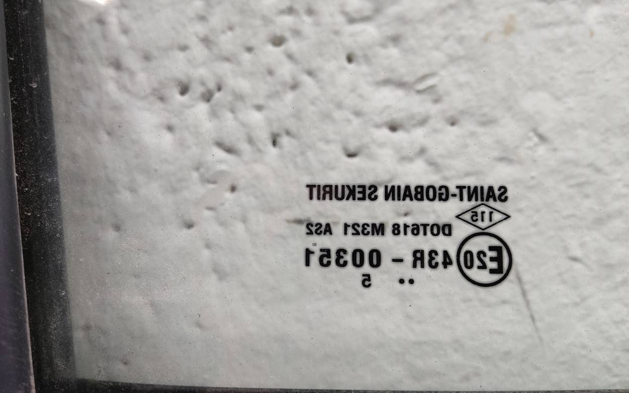 Дверь задняя левая