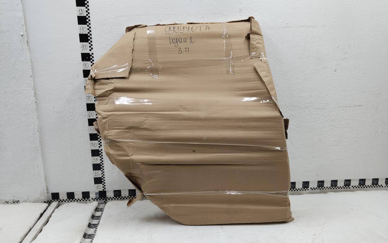 Дверь задняя правая