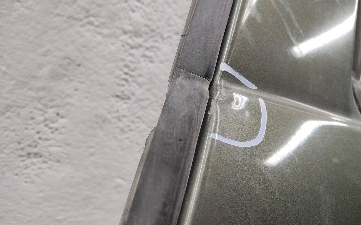 Дверь задняя левая