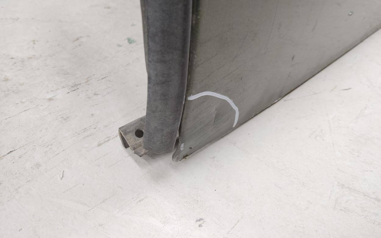 Дверь задняя левая