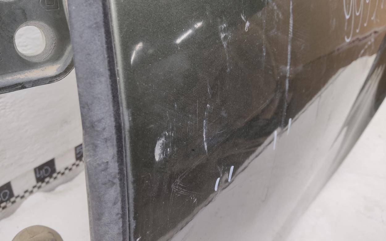 Дверь задняя левая