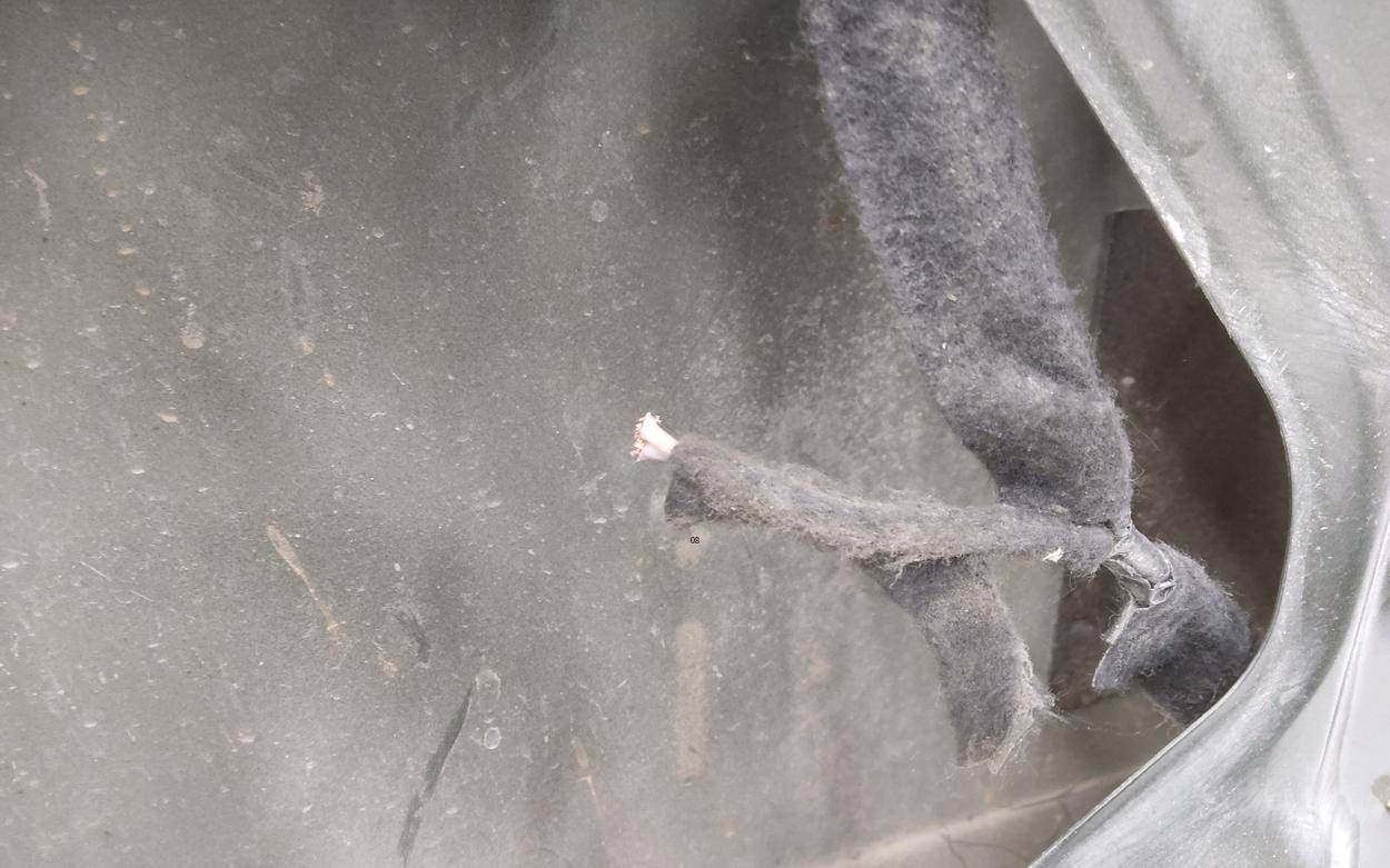 Дверь задняя левая