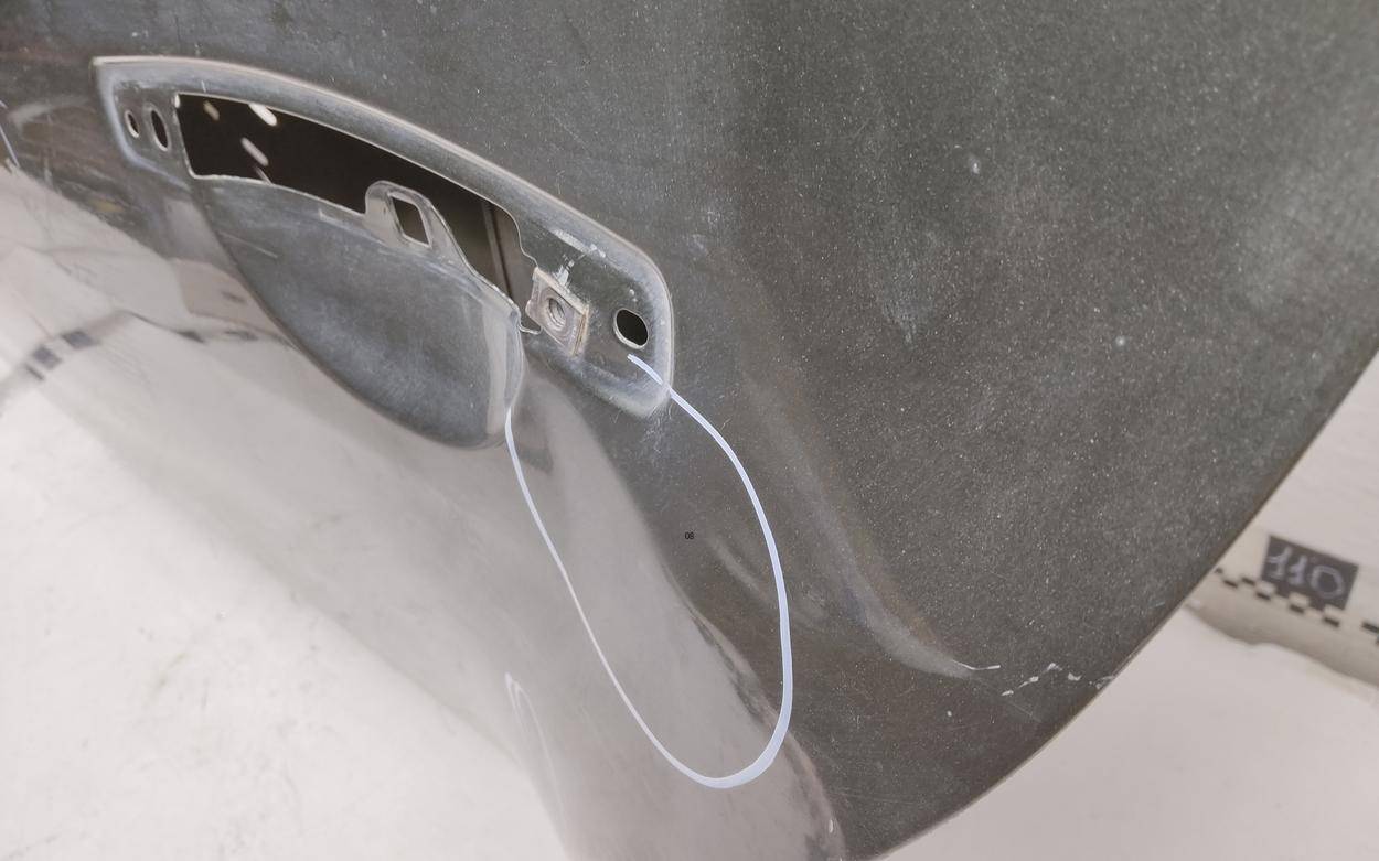 Дверь задняя левая