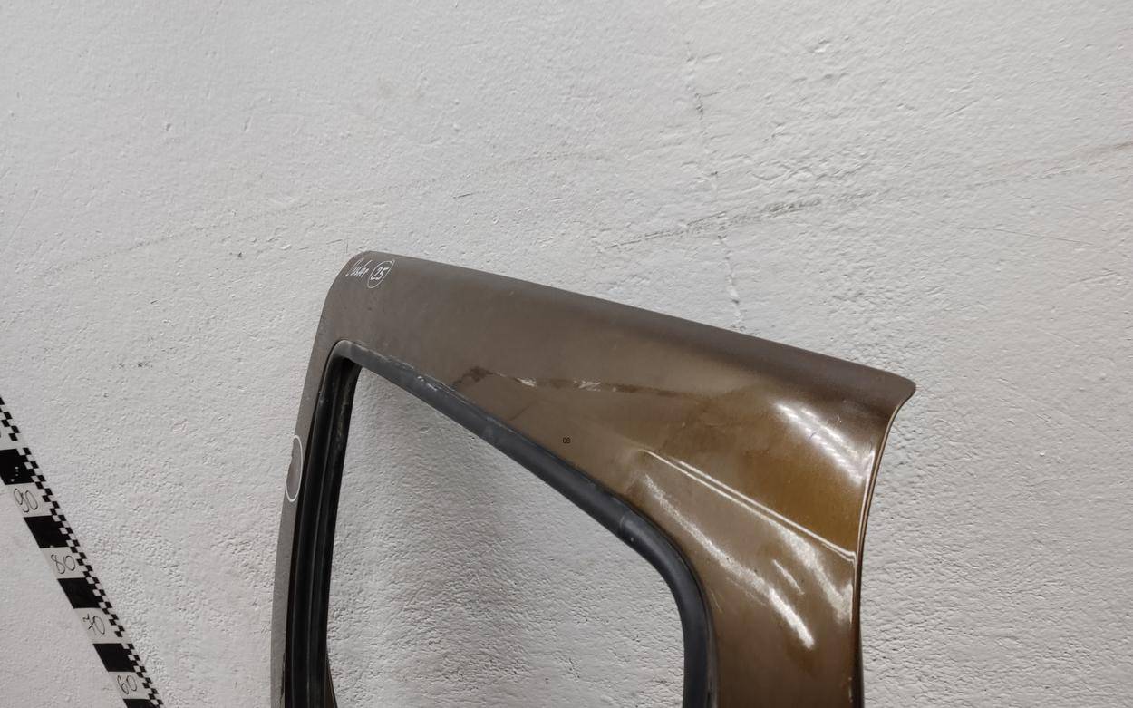 Дверь задняя левая