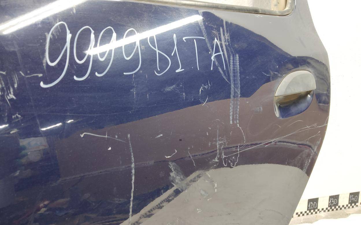 Дверь задняя левая