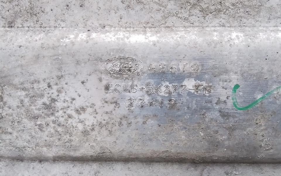 Накладка бочки глушителя верхняя Ford Cargo 1833