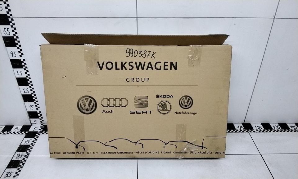 Диффузор вентилятора радиатора Volkswagen Golf 7