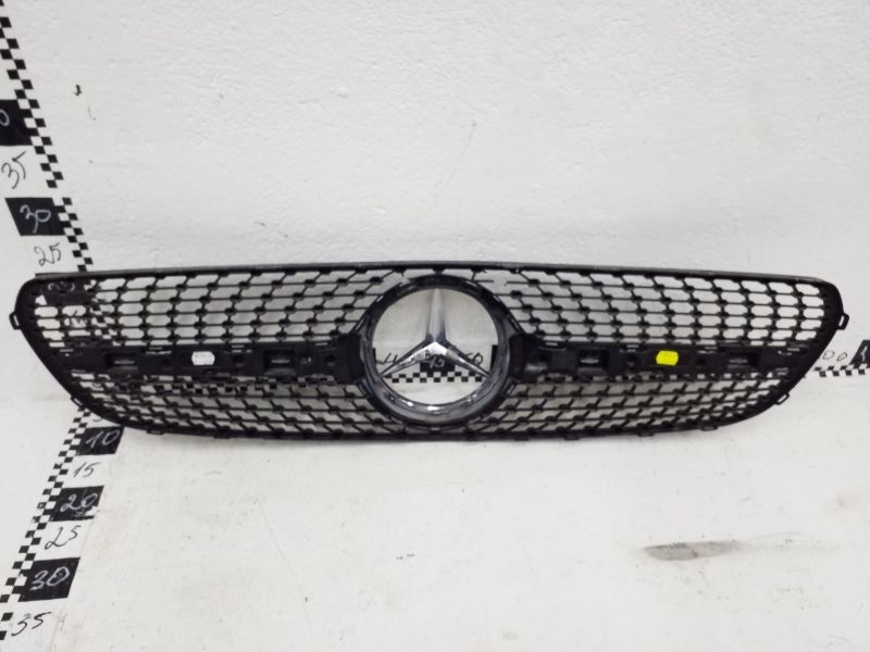 Решётка радиатора Mercedes Benz Е-Klasse C238 Coupe