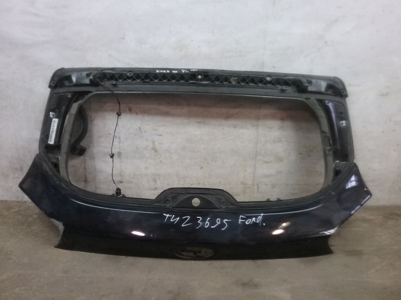Панель крышки багажника пластик Ford Kuga